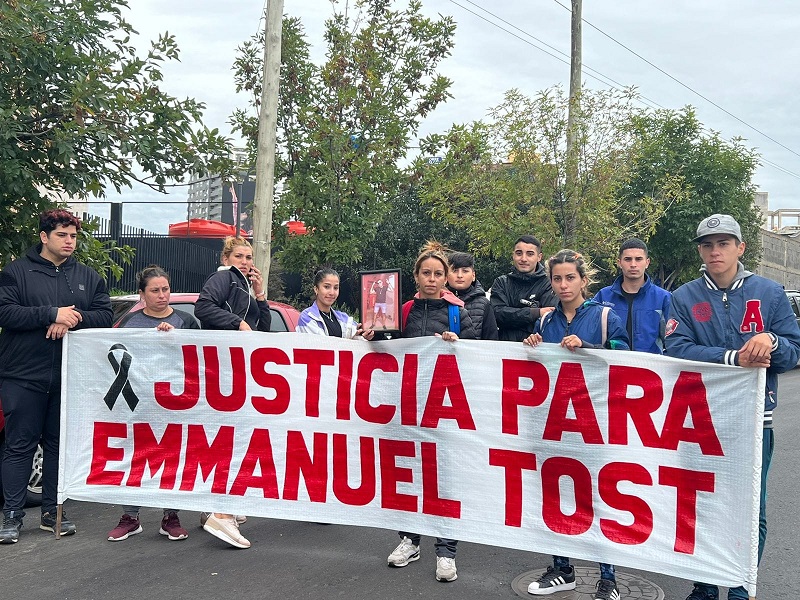 Familiares de Emanuel Tost reclaman verdad y justicia