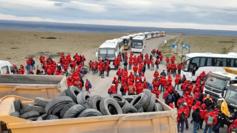 Santa Cruz: comenzaron los despidos de 1800 trabajadores de las Represas Patagonia