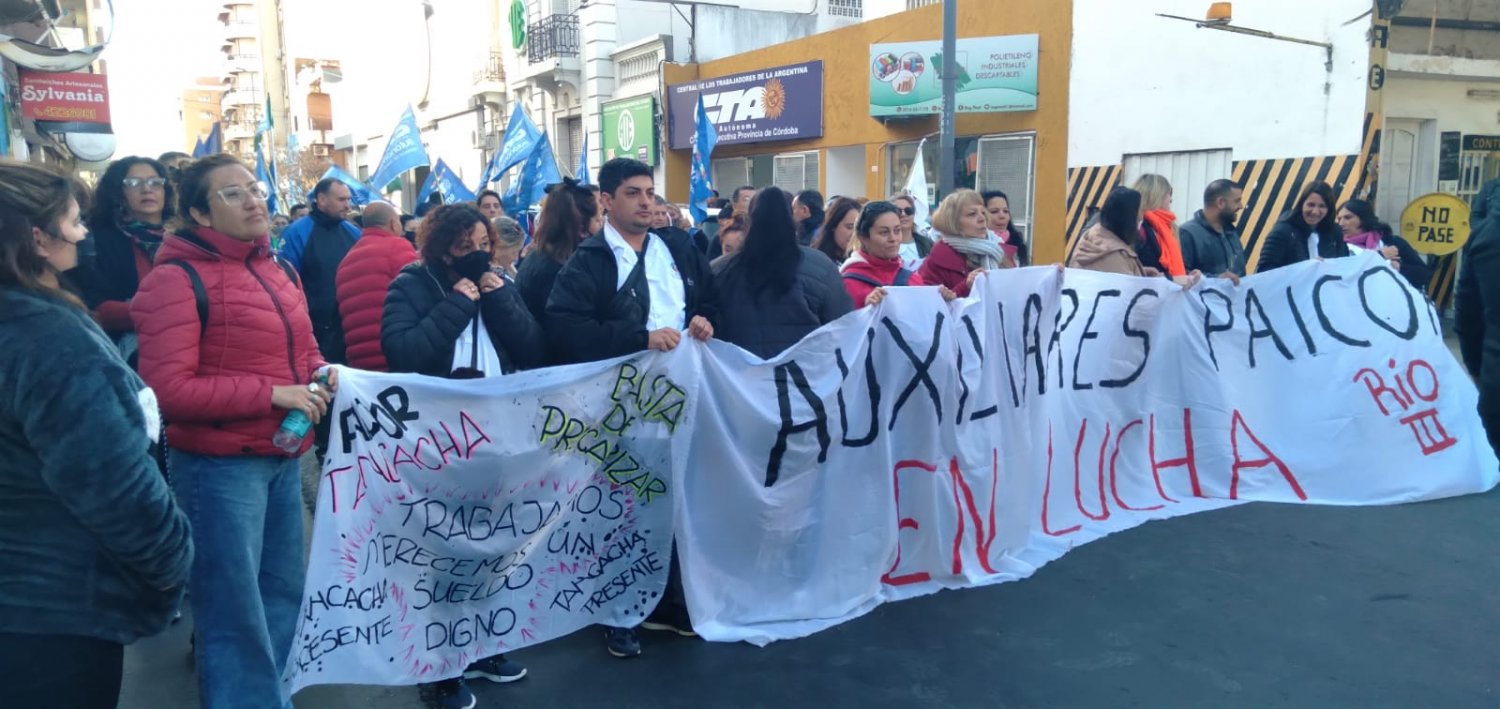 Patota Sindical de SOELSAC atacó la marcha de las auxiliares Paicor