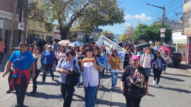 Docente en lucha: “Me duele en el alma ver cómo mis alumnos no tienen y a mí tampoco me alcanza “