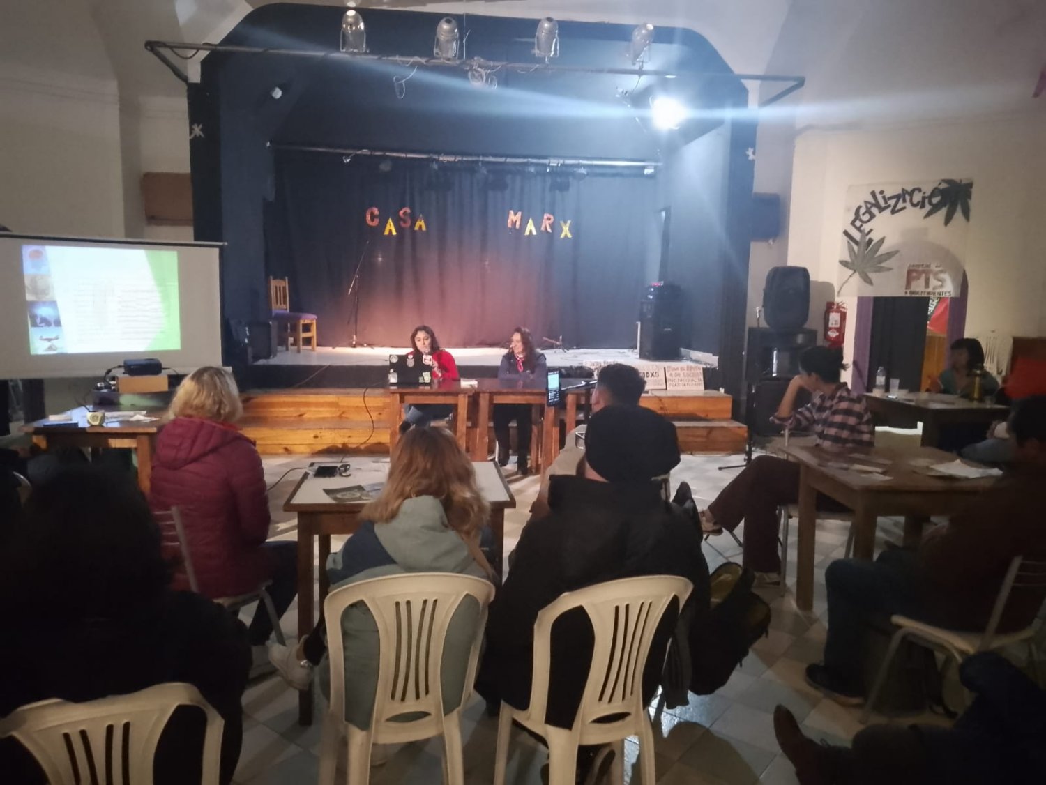 Se realizó el 2º encuentro del ciclo de charlas "Cannabis en debate" 