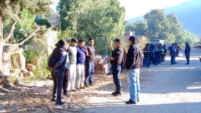 Tilcara: vecinos de barrio Estación resisten ante inminente desalojo 