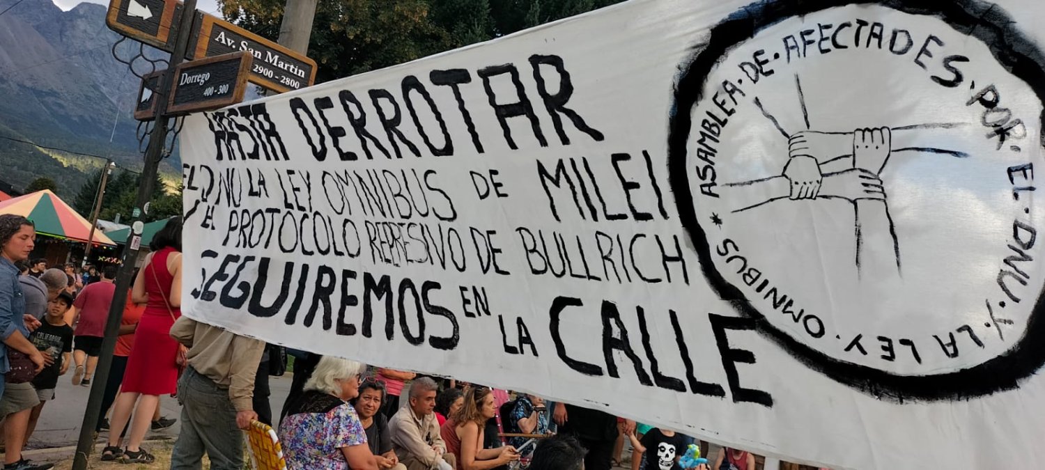 Asamblea Afectadxs x el DNU, LO y Protocolo represivo de Bullrich repudió a la brutal represión