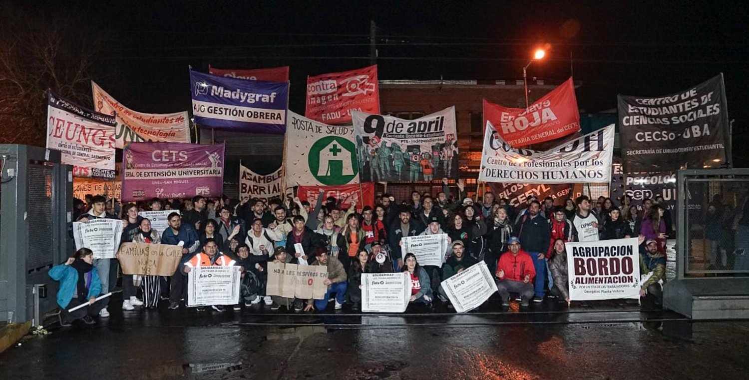 Fuerte apoyo a los trabajadores de FATE en la puerta de la fábrica