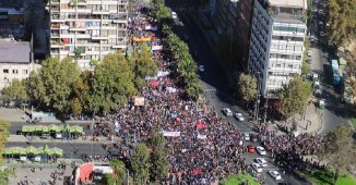 Masiva movilización estudiantil en Chile