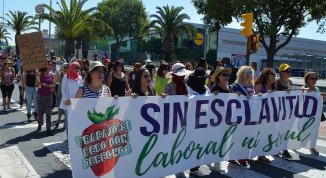 Fresas sin explotación: las mujeres inmigrantes en pie de guerra