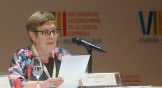 María Teresa Andruetto: "En la lengua se libran batallas, se disputan sentidos"