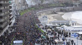 Manifestación masiva en el País Vasco contra la operación “Mate”