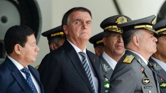 Bolsonaro y un sector de generales acusados formalmente de golpismo