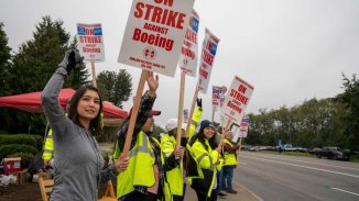 Crónica desde los piquetes de huelga de la Boeing en Estados Unidos