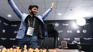 El indio Gukesh se convierte en el campeón mundial de ajedrez más joven de la historia