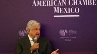 López Obrador tranquiliza a los empresarios: "buscamos la reconciliación de todas las clases"