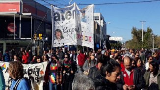 Más de diez mil personas marcharon en Neuquén apoyando la lucha docente