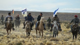 Hallaron sitios sagrados de pueblos originarios en obras de las represas del río Santa Cruz