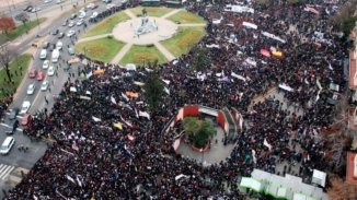 Paro docente y masiva jornada de movilización en Chile 