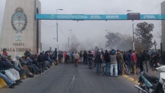 Ingenio San Juan: trabajadores cortaron el Lucas Córdoba por deuda salarial y falta de insumos