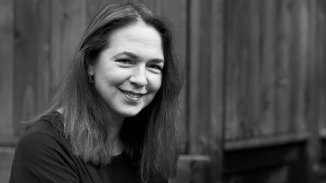 Lorrie Moore: “Vas a cometer suficientes errores, no es necesario que los inventes”