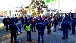 Municipales de Centenario lograron renovación de todos los contratos