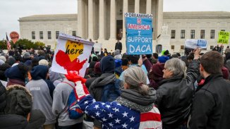 La Corte Suprema de Justicia de EE. UU. determinó que no se puede deportar a hijos de inmigrantes