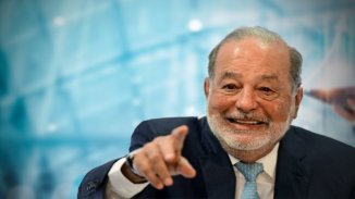 El multimillonario Carlos Slim dio positivo por covid-19