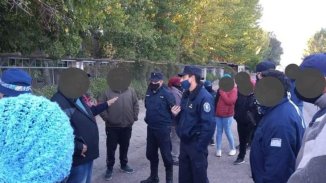 Paro vitivinícola: patrones, policía y un fiscal aprietan a trabajadores en Mendoza