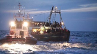 Nuevos náufragos africanos cerca de la isla italiana de Lampedusa