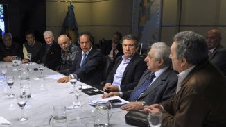 Plan de ajuste: Scioli se reunió con la burocracia sindical del transporte