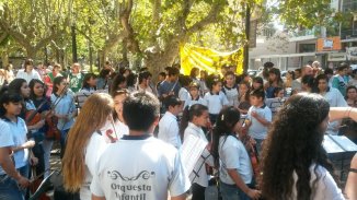 Las orquestas y coros del Bicentenario de Quilmes se hicieron oír 