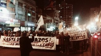 Centro de estudiantes encabezando #Ruidazo en Lanús