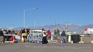 Violento desalojo del bloqueo a Barrick Gold 