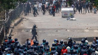 Continúa la rebelión estudiantil en Bangladesh y el gobierno dictó toque de queda nocturno