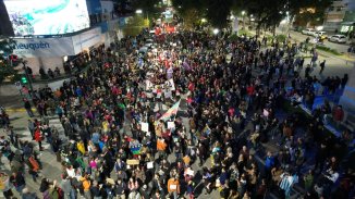 Histórica movilización en defensa de la universidad pública en Neuquén