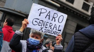 Jubilados movilizan al PAMI: "Hay que auditar a los laboratorios"