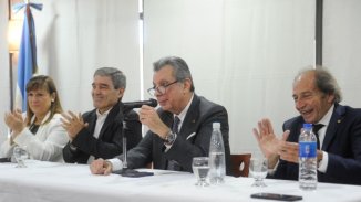 Más modelo médico hegemónico: el gremio AMM junto a Macri presentarán un nuevo proyecto de carrera médica