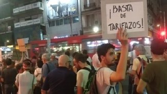 Morón: viernes 15 de noviembre la Asamblea de vecines autoconvocades realiza una acción contra los tarifazos 