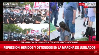 Gobierno de estafadores: represión y detenidos en la marcha de jubilados y jubiladas 