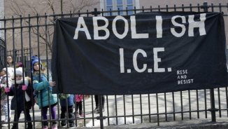 Agentes de ICE disparan en el rostro a joven durante intento de deportación en Brooklyn