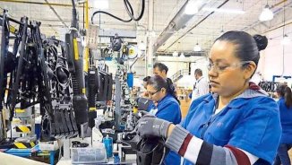 No deben reiniciarse las actividades en la industria maquiladora y automotriz