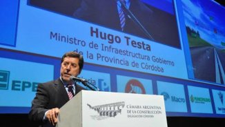 Córdoba: en medio de la campaña electoral renuncia el ministro Hugo Testa