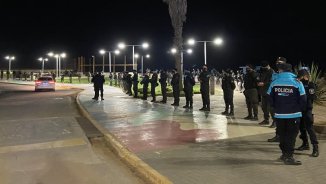 Descomunal control social de la Policía Bonaerense en las playas con la excusa del covid-19