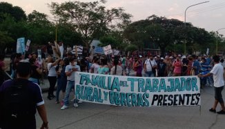 Marcha de UATRE Ledesma: “estamos bajo la línea de pobreza”