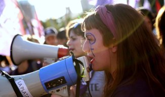 #8M: el movimiento de mujeres vuelve a la calle en un mundo convulsionado