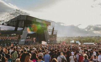 Cosquín Rock 2025: un escenario de cuestionamiento a Milei y la censura