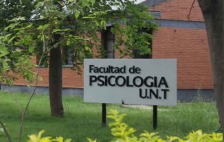 UNT: en Psicología si trabajas no podes cursar