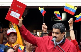 Maduro presenta criterios para elegir constituyentes y el CNE convoca elecciones a gobernadores