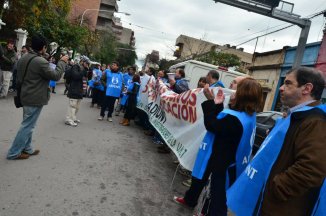 El gremio docente universitario denuncia “control de asistencias” heredado de la dictadura militar