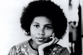 Murió la intelectual feminista negra bell hooks