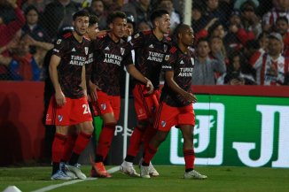 Unión 1 - River 5: Primera victoria del millonario en el torneo