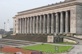 Facultad de Derecho: la Facultad del ajuste y el fraude laboral 