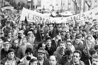 La Revolución Portuguesa: "El 25 de noviembre de 1975 es el fin de la crisis revolucionaria”